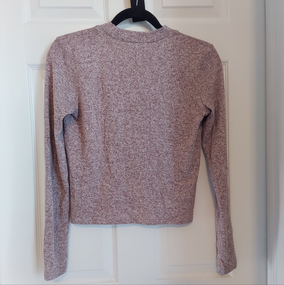Forever 21 purple v-neck keyhole sweater - Picture 2 of 3